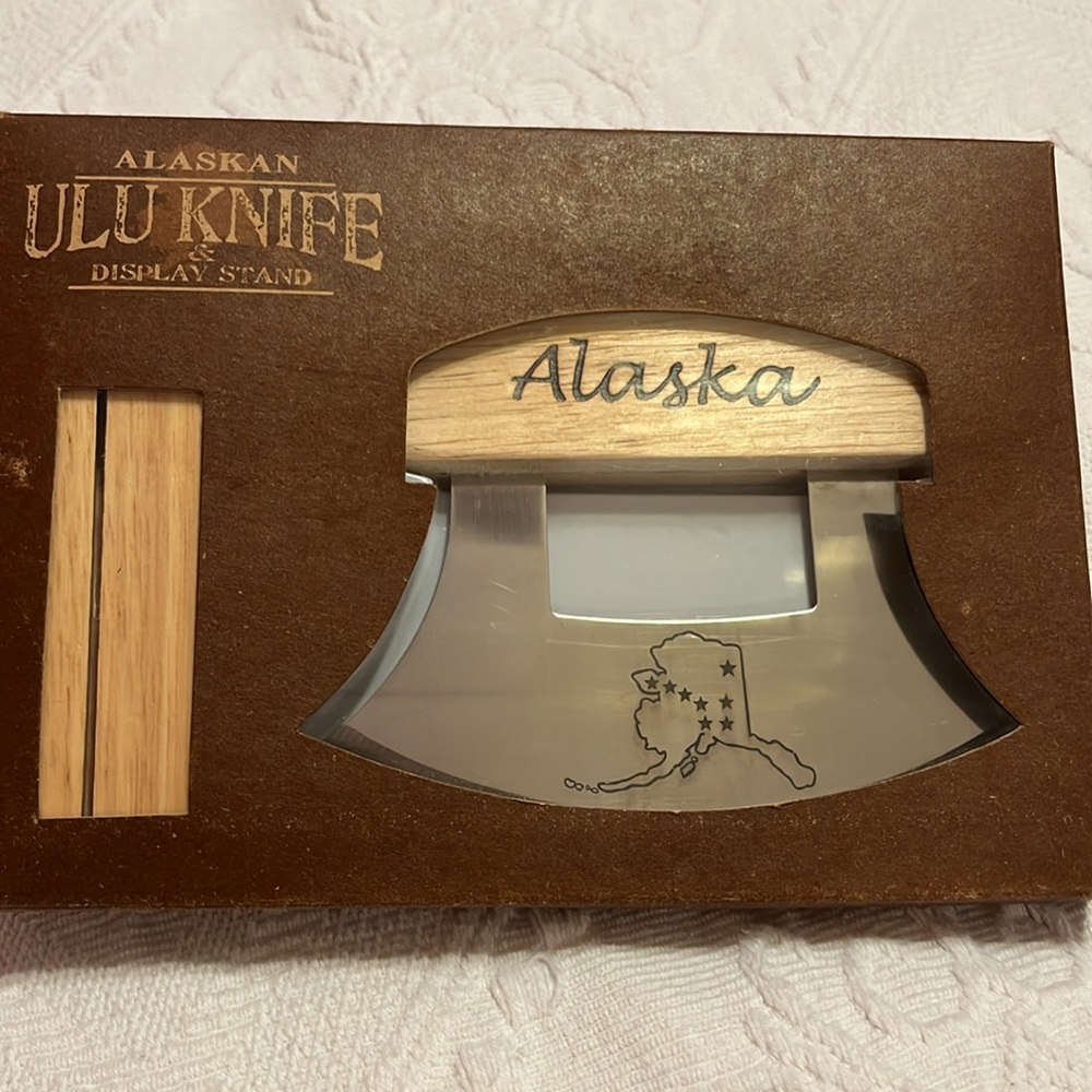 Alaskan Ulu Knife with Stand Salad Veggies Rocker Chopper Slicer Cutter Hashing